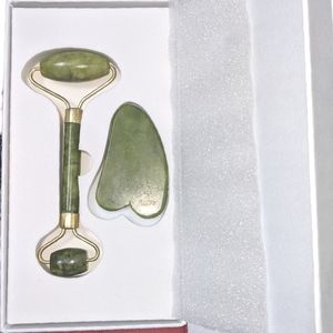 Jade Roller and Gua Sha